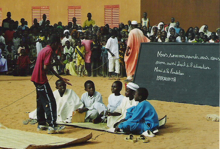 Schüler der Taubstummenschule.